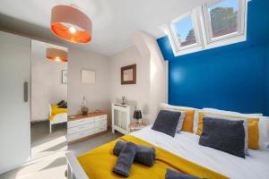 Gallery image of The Central Winchester Gem - Sleeps 2 in Winchester