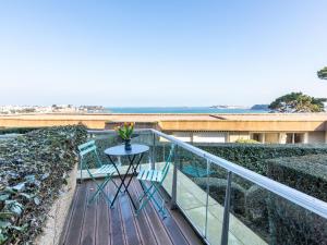 Balkón alebo terasa v ubytovaní Apartment Le Parc de La Ronceray-5 by Interhome