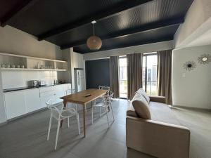 Kuchyň nebo kuchyňský kout v ubytování Departamento Privado En La Ruta Del Vino