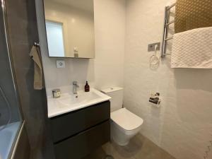 Fotografia z galérie ubytovania Mirella - Penthouse apartment with privat pool and terrace v destinácii Fuengirola