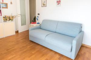 A seating area at S300 - Sirolo, trilocale vicino al centro con vista mare