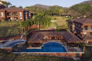 Bassein majutusasutuses Bougainvillea 5102 Luxury Apartment - Reserva Conchal või selle lähedal