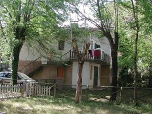 Budova, kde se vila nachází