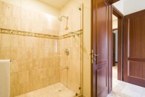 Ένα μπάνιο στο Jobo 7 Luxury Penthouse - Reserva Conchal