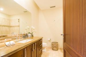 Ένα μπάνιο στο Jobo 7 Luxury Penthouse - Reserva Conchal