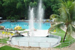 A piscina localizada em Hotel CTC ou nos arredores