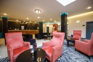 Część wypoczynkowa w obiekcie Parkhotel Carlsbad Inn