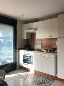 Η κουζίνα ή μικρή κουζίνα στο Casa a Gandriña 1