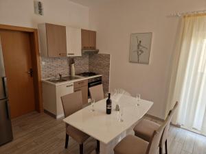 Fotografie z fotogalerie ubytování Apartments Jagoda v destinaci Podstrana