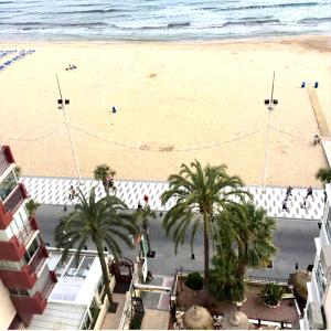 Fotografia z galérie ubytovania Levante First Line Yago BeachFront Spatial v destinácii Benidorm