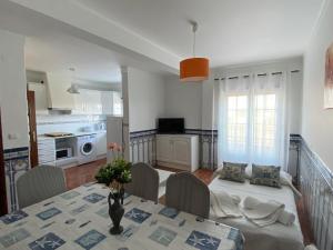 Kuchyň nebo kuchyňský kout v ubytování Ericeira Sand Beach R5