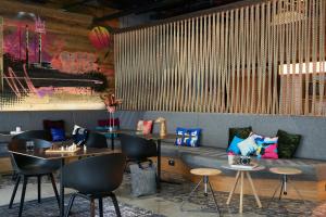Un lugar para sentarse en Moxy Dublin City