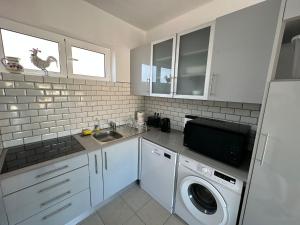 Køkken eller tekøkken på Casa Sea Love Luz + 19 billeder