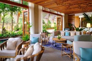 Posezení v ubytování laïla, Seychelles, a Tribute Portfolio Resort