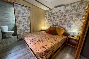 Gallery image of Auti studio direct access to the beach on Moorea with AC -WiFi - Netflix in Haapiti +18 photos