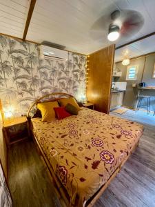 Gallery image of Auti studio direct access to the beach on Moorea with AC -WiFi - Netflix in Haapiti