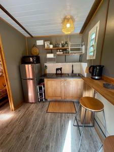 Gallery image of Auti studio direct access to the beach on Moorea with AC -WiFi - Netflix in Haapiti