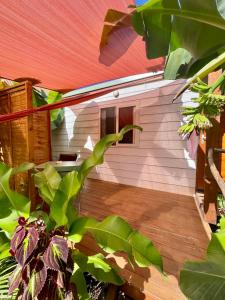 Gallery image of Auti studio direct access to the beach on Moorea with AC -WiFi - Netflix in Haapiti