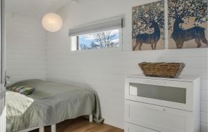 Postel nebo postele na pokoji v ubytování Pet Friendly Home In Bog By With Wifi