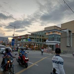 Tamu yang menginap di The Nearest Studio from MactanAirport with Disney+