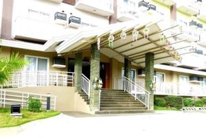Gedung tempat apartemen berlokasi