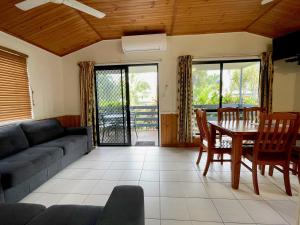 Posezení v ubytování Big4 Port Douglas, Glengarry Holiday Park