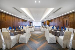 Predel za sedenje v nastanitvi Minh Toan Galaxy Hotel