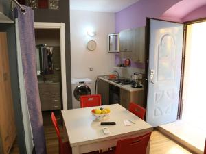 Kuhinja ili čajna kuhinja u objektu Cozy Holiday Home in Agrigento in a delightful area