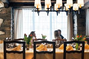 Hosté ubytování Gasthof zum Hecht + 16 fotografií