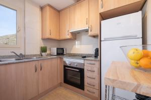 Kuchyňa alebo kuchynka v ubytovaní Apartment Vicens Buades By SunVillas Mallorca