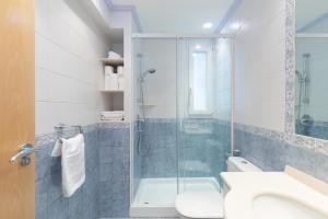 Koupelna v ubytování Saturraran - baskeyrentals + 27 fotografií