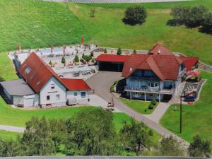 Zgradba, v kateri se nahaja apartma