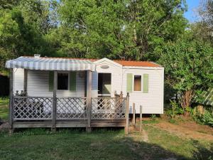 Φωτογραφία από το άλμπουμ του Camping du Nizour σε Sireuil