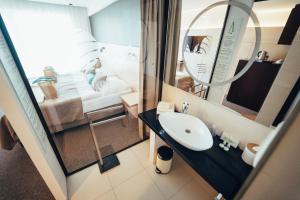 Koupelna v ubytování Hotel Thermal ŠÍRAVA