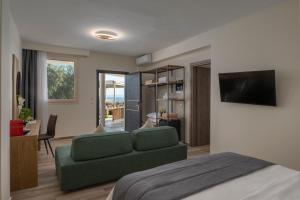 TV a/nebo společenská místnost v ubytování Casa Panorama Adults Only