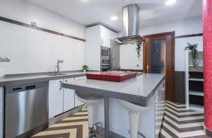 Kuchnia lub aneks kuchenny w obiekcie Vistas Montealto Amplio 3 rooms 2 baños