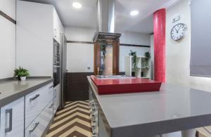 Kuchnia lub aneks kuchenny w obiekcie Vistas Montealto Amplio 3 rooms 2 baños
