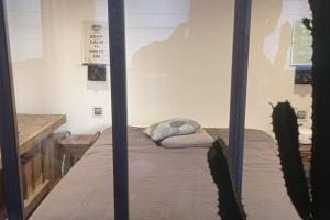Postel nebo postele na pokoji v ubytování Lyon : typical loft flat 10 guests max