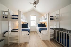 Ένα ή περισσότερα κρεβάτια σε δωμάτιο στο Surf or Ski #115 +37 φωτογραφίες