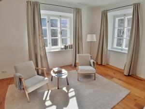Posedenie v ubytovaní Maria Theresia Berghaus Apartments