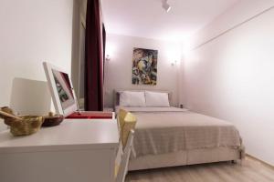 Kép Fully Renovated 2BR Flat in Prime Location at Moda szállásáról Isztambulban a galériában