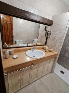 Een badkamer bij Ribeira Sacra Apartament