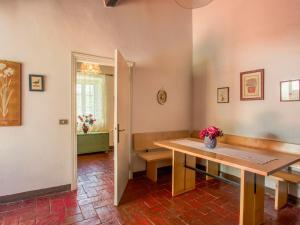 Φωτογραφία από το άλμπουμ του Apartment Fattoria Petraglia - Terrazza by Interhome στο Monteriggioni