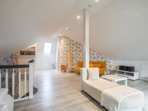 Ένα ή περισσότερα κρεβάτια σε δωμάτιο στο Holiday Home Sonnenschein by Interhome +32 φωτογραφίες