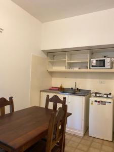 Virtuvė arba virtuvėlė apgyvendinimo įstaigoje Apart Bosch House