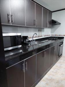 Imagen de la galería de Apartamento a 2 cuadras del estadio., en Cali