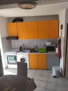 Köök või kööginurk majutusasutuses vikendica na Neretvi