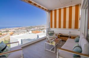 Balkón nebo terasa v ubytování Mirador Balcon del Atlantico y piscina privada