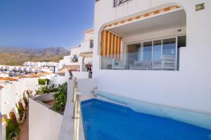 Bazén v ubytování Mirador Balcon del Atlantico y piscina privada nebo v jeho okolí