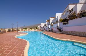 Bazén v ubytování Mirador Balcon del Atlantico y piscina privada nebo v jeho okolí